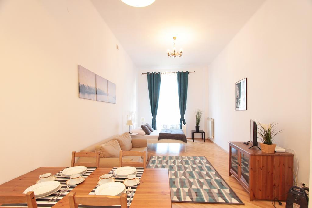 Lägenhet Warsaw City Apartments *